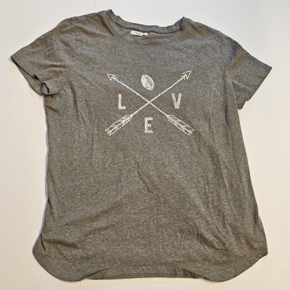 Maurices Medium “LOVE” Graphic Tee